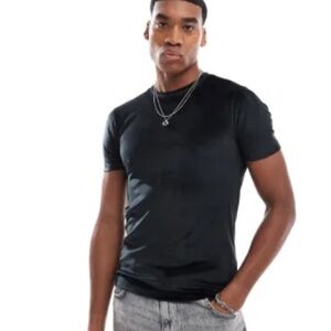 ASOS DESIGN muscle fit t-shirt black velour - NEVER WORN